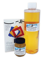 iDye Fixative by Jacquard in a 14g packet, enhances color vibrancy and longevity in natural fabrics during dyeing.