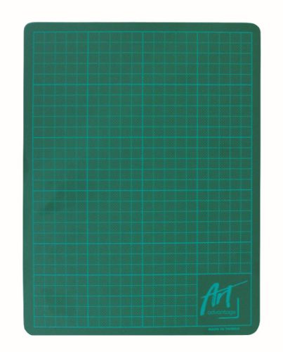 Green A3 cutting mat (300 x 450 x 30mm) with self-healing surface, ideal for artists and students' creative projects.