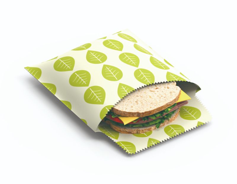 Beeswax sandwich pouches in Karlstert Leaves design, eco-friendly and reusable, perfect for fresh snacks on the go.