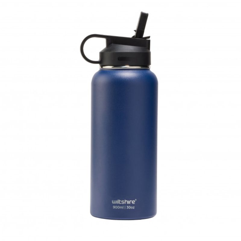 Navy 900ml stainless steel bottle with vacuum insulation, wide mouth for ice, and easy open spout, perfect for hydration on-the-go.