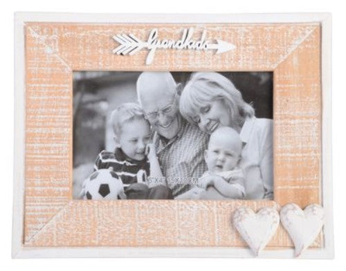 Wooden photo frame with a heart design, showcasing "Grandkids," measuring 15 x 10cm for cherished memories.