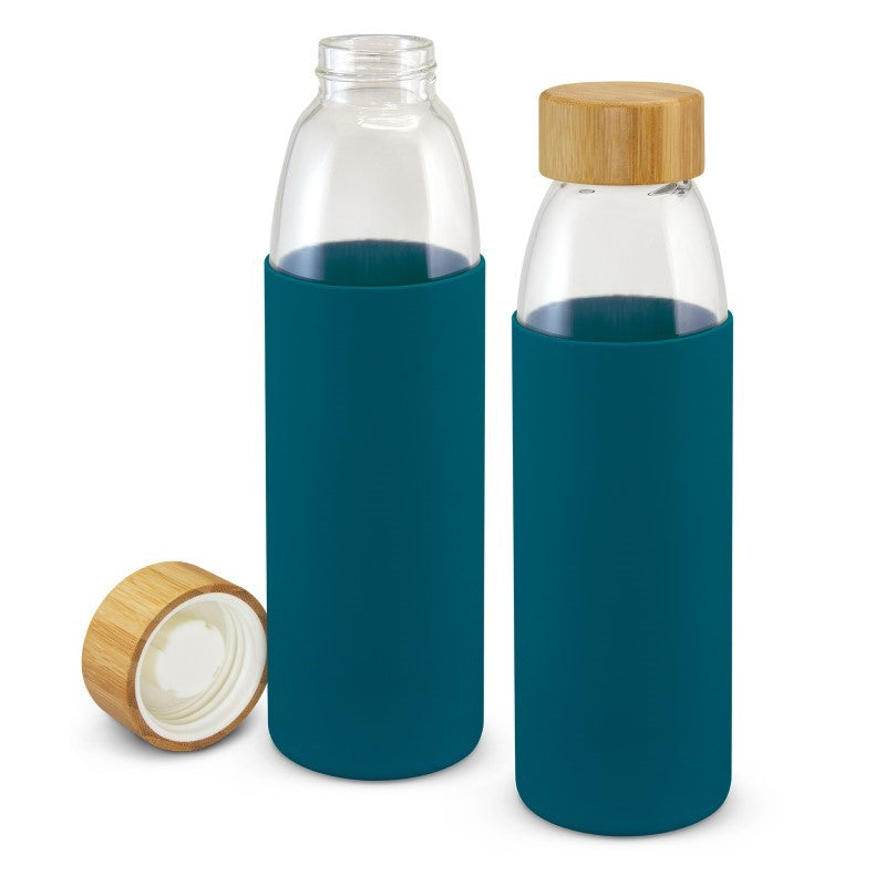 Set of 5 elegant navy borosilicate glass bottles with silicone sleeves and bamboo lids for stylish hydration.