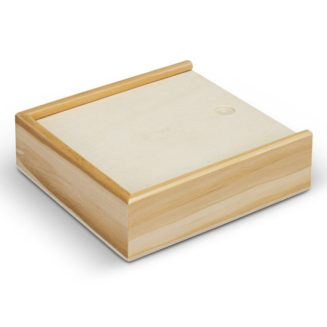 Premium card game set featuring 10 durable decks, 52 cards each, and five versatile dice in an elegant natural color scheme.