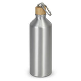 Set of 10 stylish 750ml silver aluminum bottles with bamboo lids and carabiners, perfect for eco-friendly hydration.