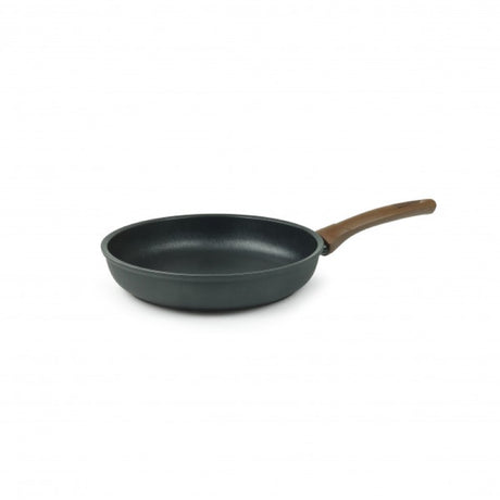 Flonal 24cm eco-friendly frypan made from recycled aluminum with non-stick coating, suitable for all cooktops.