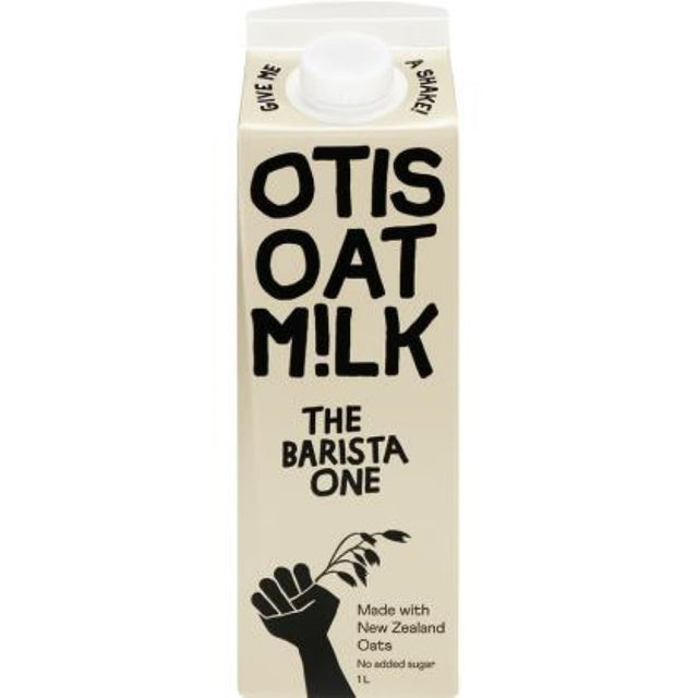 Creamy Otis Milk Oat Barista made from Kiwi oats, perfect for making velvety lattes and cappuccinos.