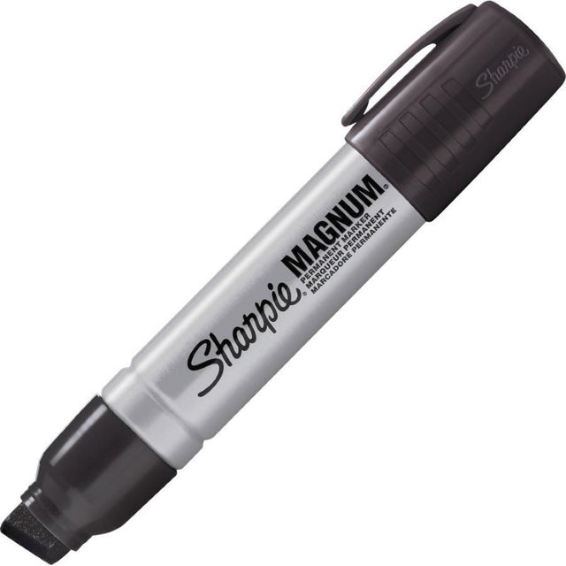 Sharpie Magnum Jumbo Markers in black, featuring a 15mm chisel tip, ideal for bold marking on various surfaces. Pack of 12.