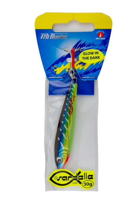 Pro Hunter Sardelle 30g metal lure in Yellowfin Tuna color, designed for versatile fishing with appealing swimming action.