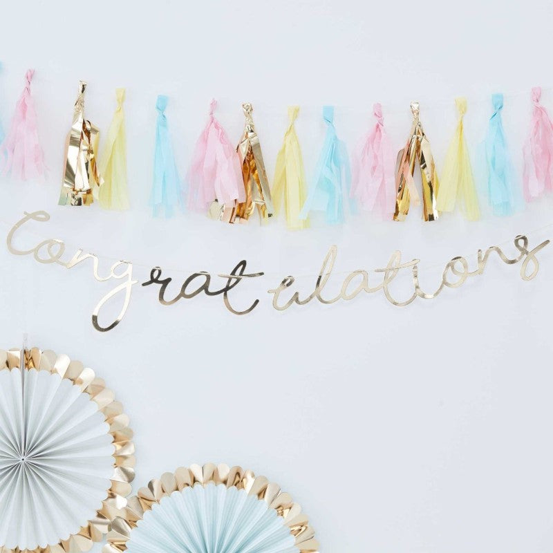 Gold "Congratulations" backdrop measuring 1.5m, perfect for celebrations like weddings and graduations.