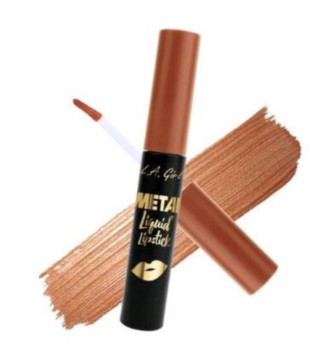 LA Girl Metal Liquid Lipstick in Copper showcases a vibrant metallic finish, enriched with vitamin E and argan oil for hydration.