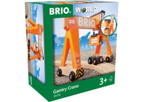 Wooden 4-piece BRIO Gantry Crane set with sliding cabin and crank, perfect for imaginative play and enhancing railway scenes.