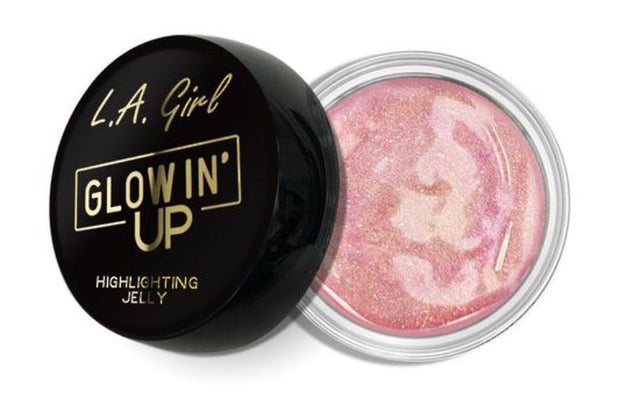 LA Girl Glowin' Up Jelly - Princess Glow offers an ultra-hydrating, dewy highlight with a long-lasting, radiant finish.