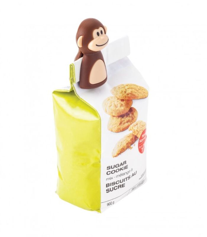 Clearance pack of 2 playful Monkey Banana Clips for sealing snacks, ensuring freshness and crunch in your kitchen.