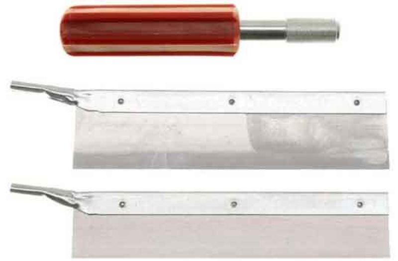 Hobby Tool #5 with K5 handle and two steel saw blades for precise cutting of wood, metals, and plastics in DIY projects.