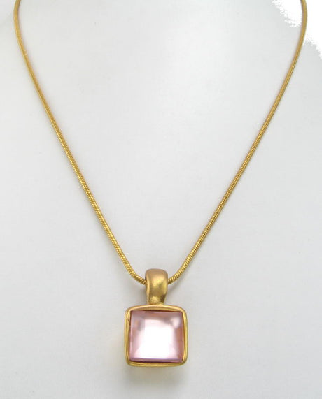 Gold Square Pendant Necklace with a modern design, perfect for any occasion and suitable for sensitive skin.