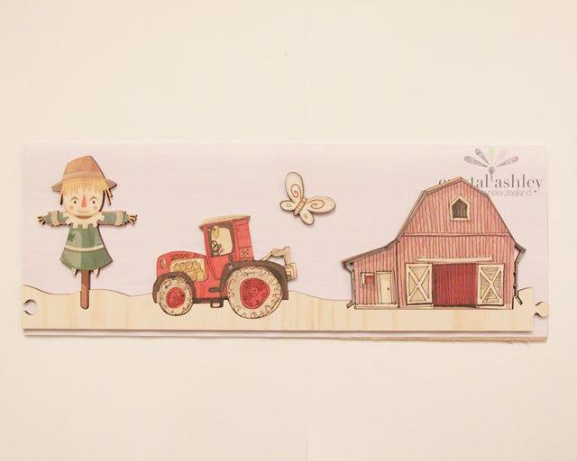 Colorful farm-themed jigsaw wall art, customizable for kids' rooms, promoting creativity and imagination.