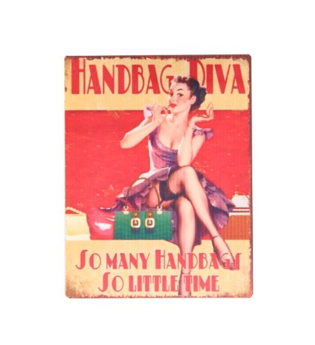 Chic 11x8cm fridge magnet featuring a stylish handbag design, perfect for holding notes with a fashionable flair.