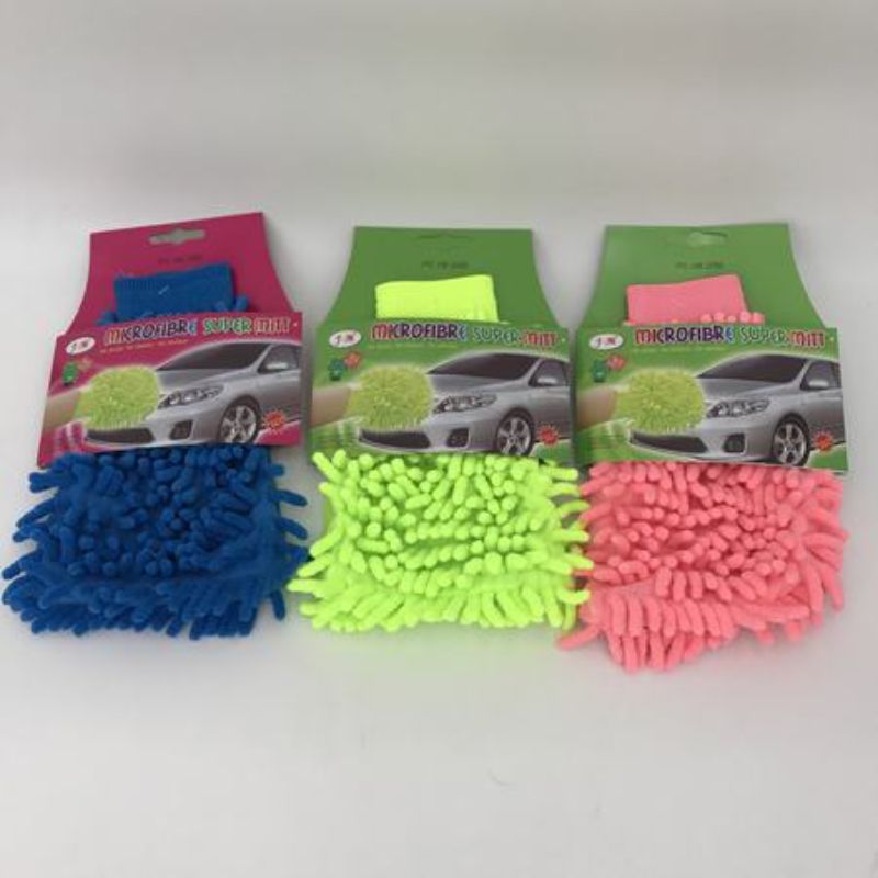 Colorful set of 12 durable cleaning gloves for versatile protection and comfort in household chores.