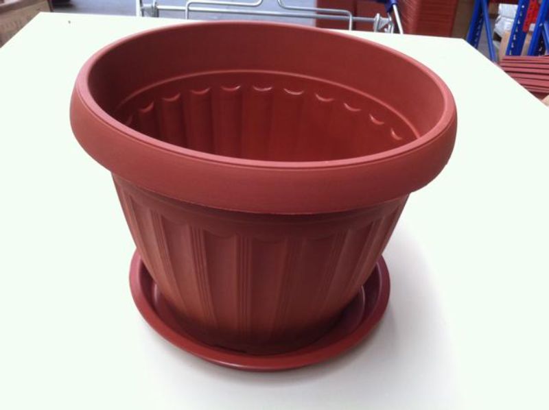 Set of 6 elegant 52cm flower pots, perfect for vibrant flowers and herbs, enhancing any indoor or outdoor space.