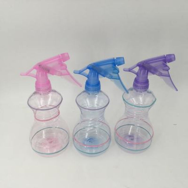 Set of 12 spray cans in vibrant colors and clear coats for artistic projects, featuring precision nozzles for easy application.