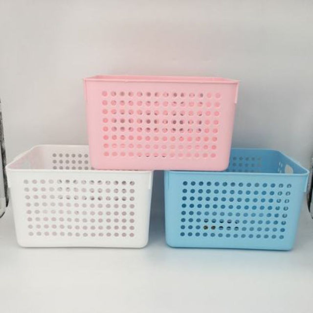 Colorful set of 6 plastic baskets (30 x 22 x 17.5cm) for versatile storage in any room.