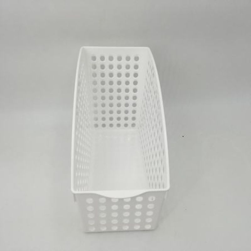Set of 12 white plastic storage baskets, 27 x 13 x 18.5 cm, ideal for organizing kitchen, bathroom, or toys.