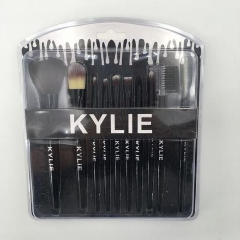 Makeup Brush Set 2: Complete 12 brush collection for flawless application, featuring ergonomic handles and high-quality synthetic fibers.