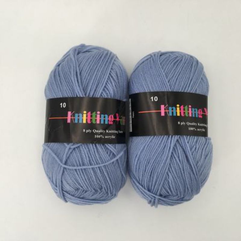 Vibrant #10 knitting yarn set of six 100g skeins, perfect for versatile crafting of scarves, sweaters, and hats.