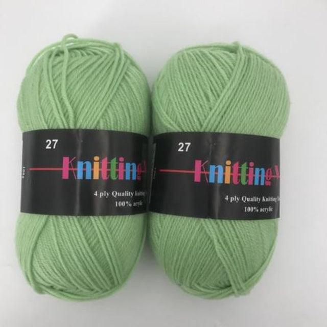 Vibrant #27 knitting yarn, 6 skeins of soft 100g each, perfect for cozy garments and creative home decor projects.