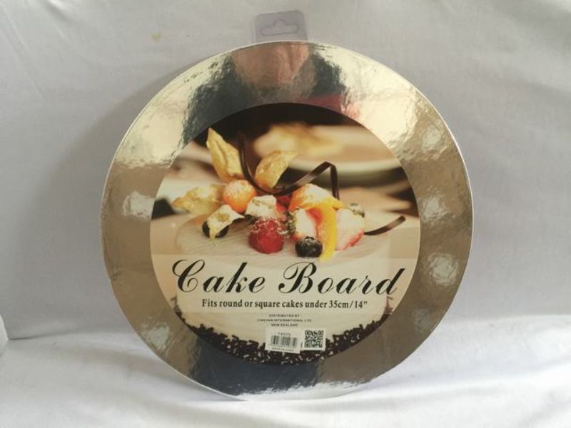 Round silver cake boards, 35cm, set of 10, perfect for elegant dessert presentation and sturdy support for cakes.