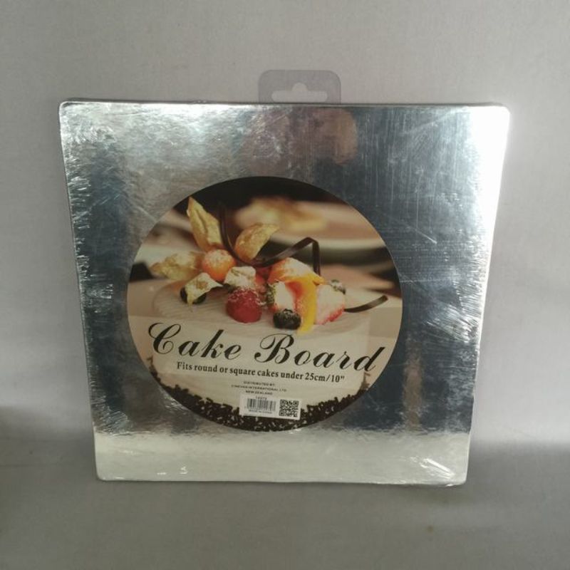 Square silver cake boards, 25cm, set of 20, ideal for elegant cake presentation at events like birthdays and weddings.