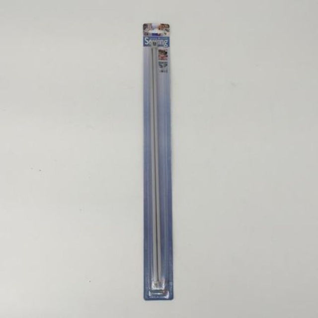 High-quality 5.0 size sweater needles in a pack of 12, ideal for seamless knitting and crocheting projects.