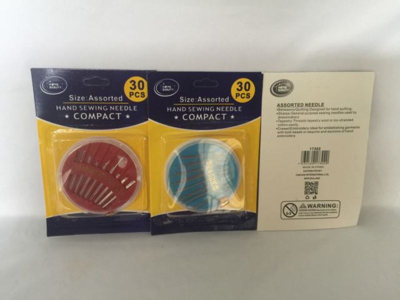 Assorted hand sewing needle set with 30 needles per kit, perfect for various fabrics and sewing projects.