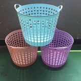 Set of 12 colorful plastic laundry baskets with 35L capacity, ideal for organizing laundry and toys.