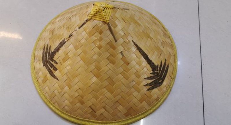Set of 6 stylish woven hats in various colors, perfect for sun protection and adding flair to any outfit.