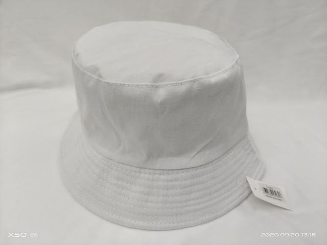 Set of 12 versatile white hats, perfect for events, customization, and team outings, made from breathable materials.