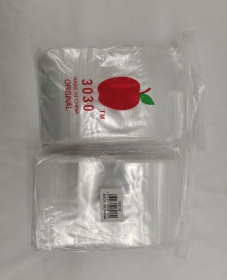 Resealable plastic bags in bulk, 7.6 x 9 CM, 1000 pieces, perfect for food storage and organizing small items.