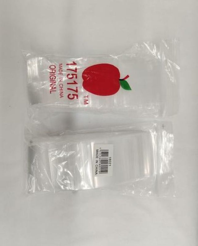 Premium resealable plastic bags (1200pcs total) for convenient storage and organization of food, crafts, and small items.