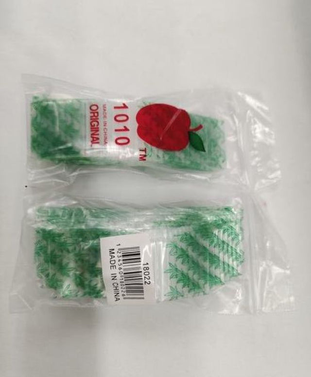 Resealable plastic bags (1000 pcs) for food storage and organizing small items, featuring airtight seals for freshness.