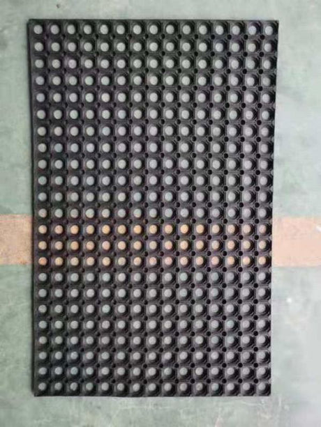 Set of 6 elegant black door mats, each 78cm, designed for durability and style, perfect for any entrance.
