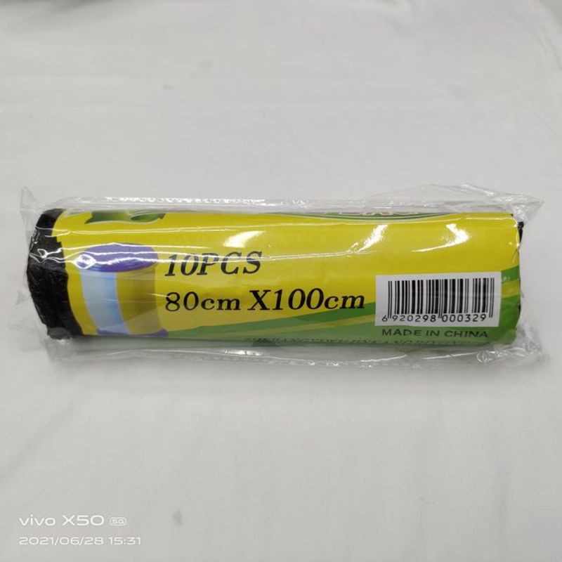 Extra-large, durable rubbish bags (80 x 100cm) in a pack of 10, ideal for heavy waste disposal and outdoor clean-up.