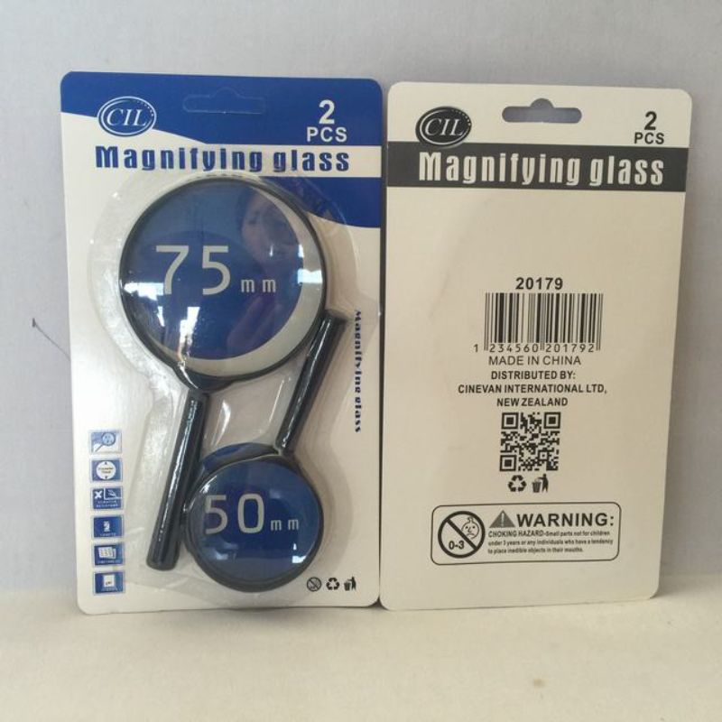 Set of 24 lightweight 70x50mm magnifiers, ideal for reading, inspection, and detailed work, perfect for classrooms and personal use.