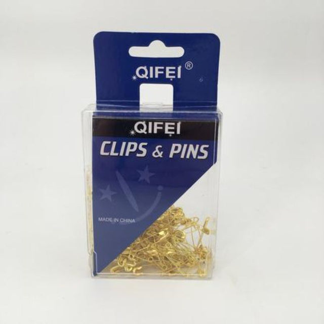Premium gold safety pins, 2400 pieces, ideal for sewing, crafting, and organizing, measuring 2.2cm in length.
