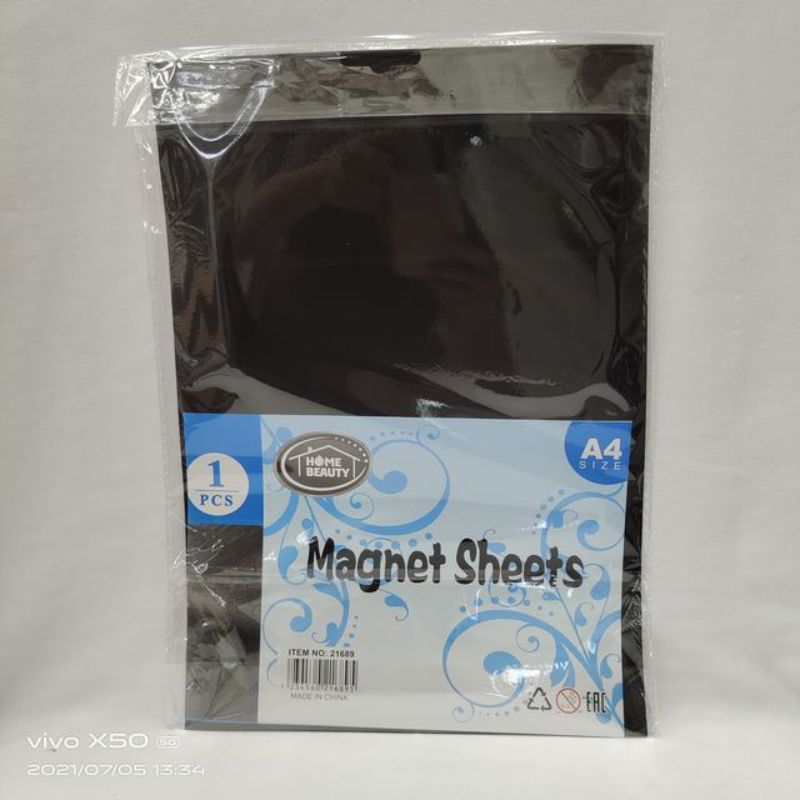 A set of 12 A4 magnet sheets for creative projects, easily cuttable and compatible with printers for custom designs.