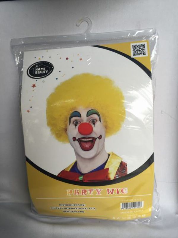 Vibrant yellow afro wigs set of 5, perfect for parties, costume events, or fun photos with friends.