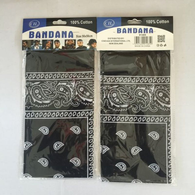 Set of 12 black bandanas, each 56 x 56cm, versatile for style, crafts, or outdoor use. Perfect accessory for everyone.
