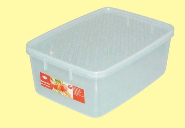 Set of 12 transparent plastic storage boxes (2.5L) for organizing toys, supplies, and decorations efficiently.