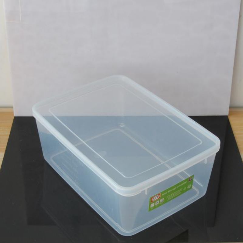 Set of 6 stackable 6L plastic storage boxes, clear design for easy visibility and organization in any space.
