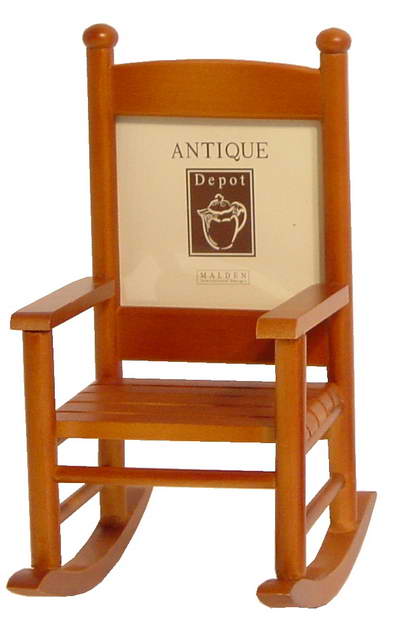 Charming 19cm rocking chair photo frame, perfect for displaying cherished memories in style and enhancing home decor.