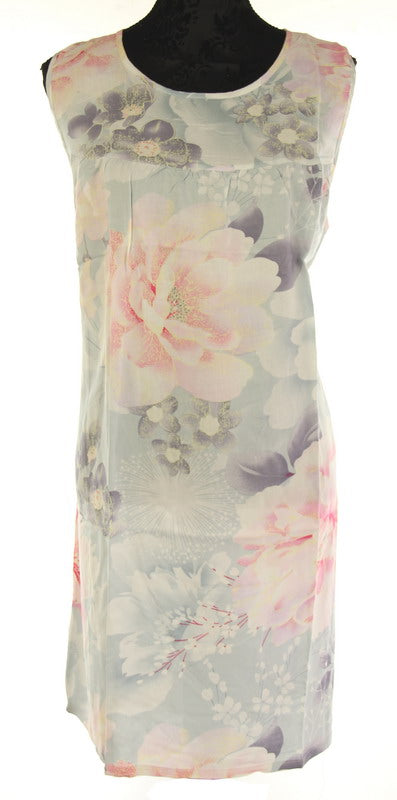 Sleeveless floral pajama dress in grey, made from soft viscose, perfect for comfort and style at home or bedtime.